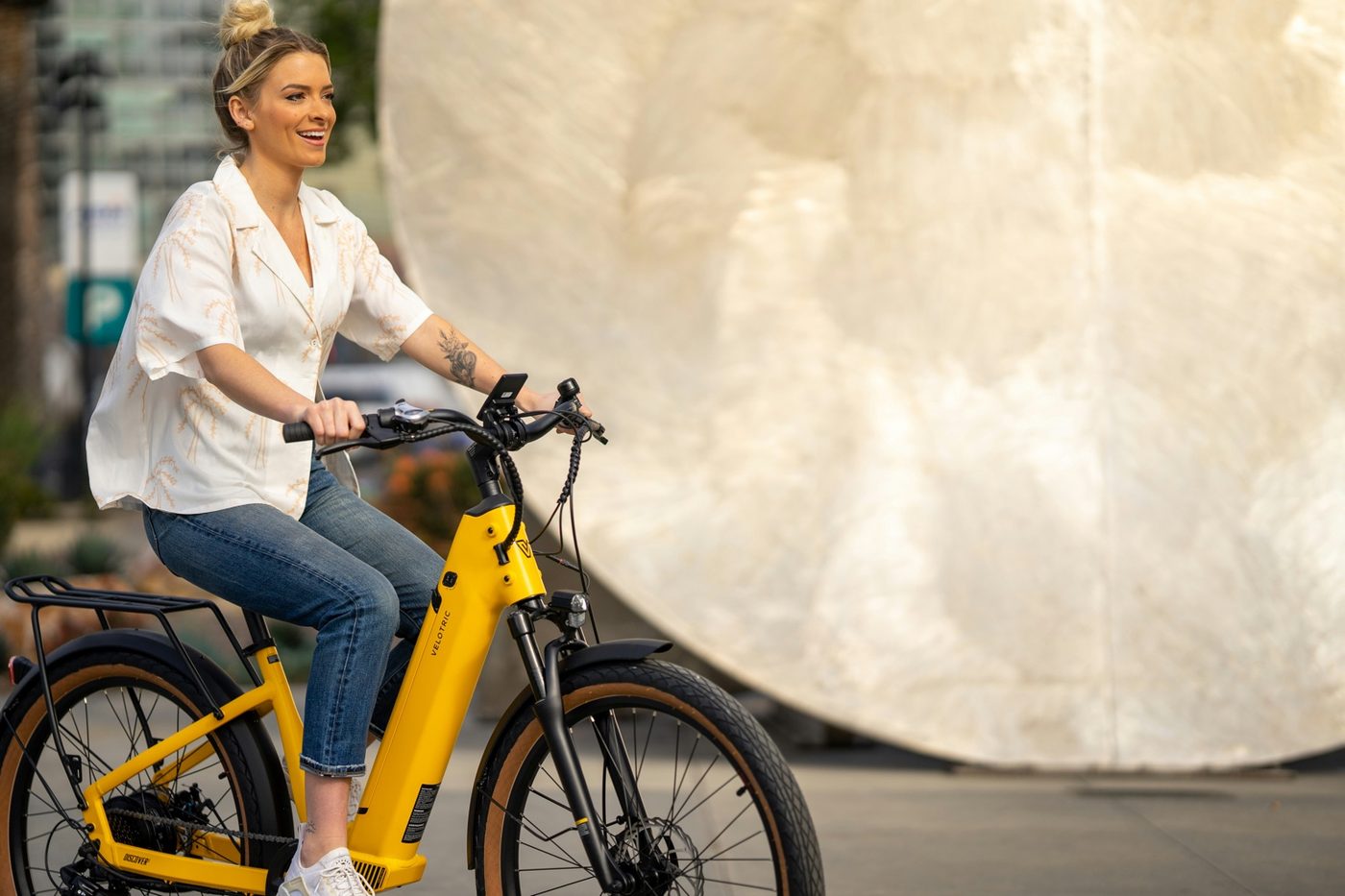 E-bike shown in a neutral everyday comparison setting